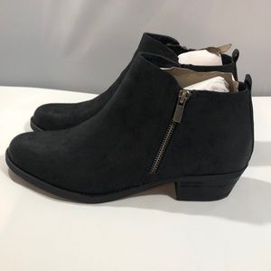 Carlos Santana Brie Booties